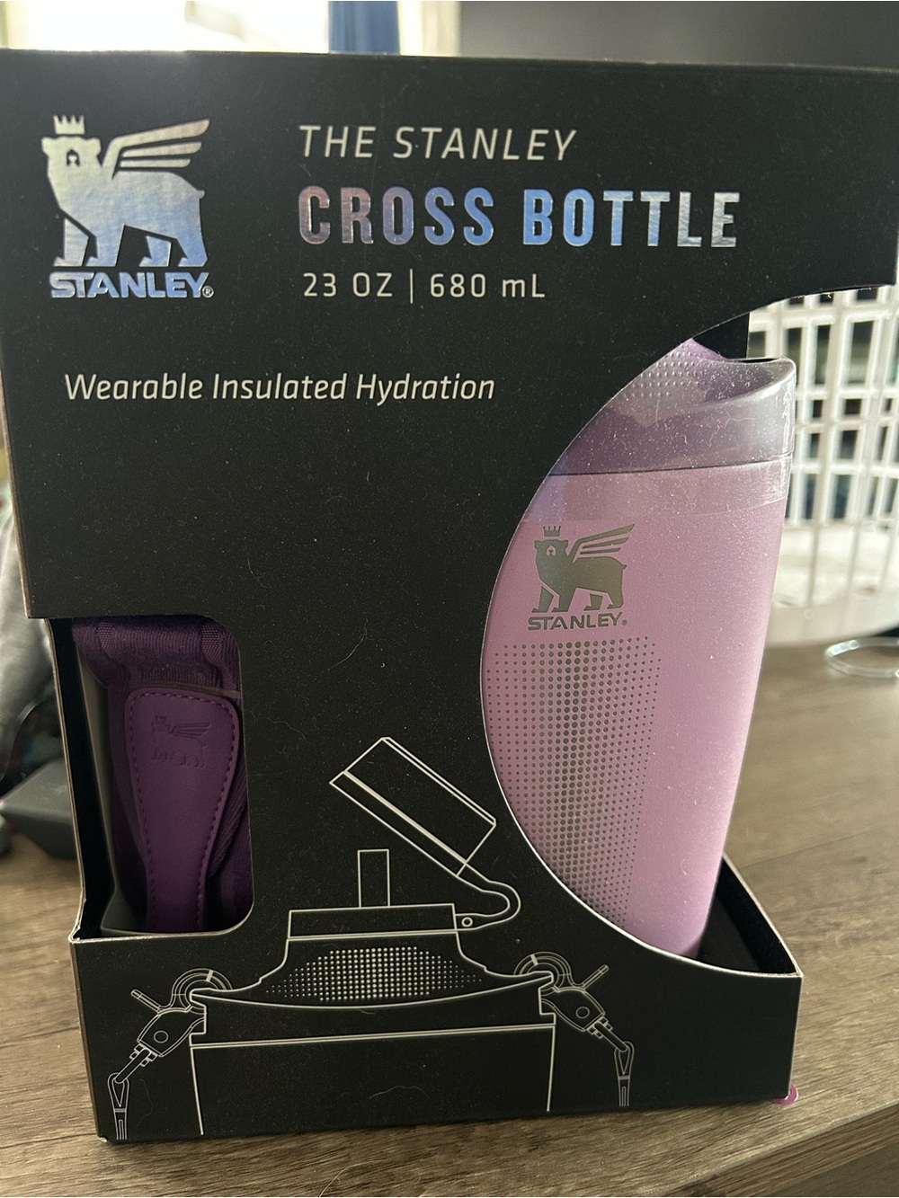 Stanley Cross Bottle - Just like a crossbody bag 
Lavender in color